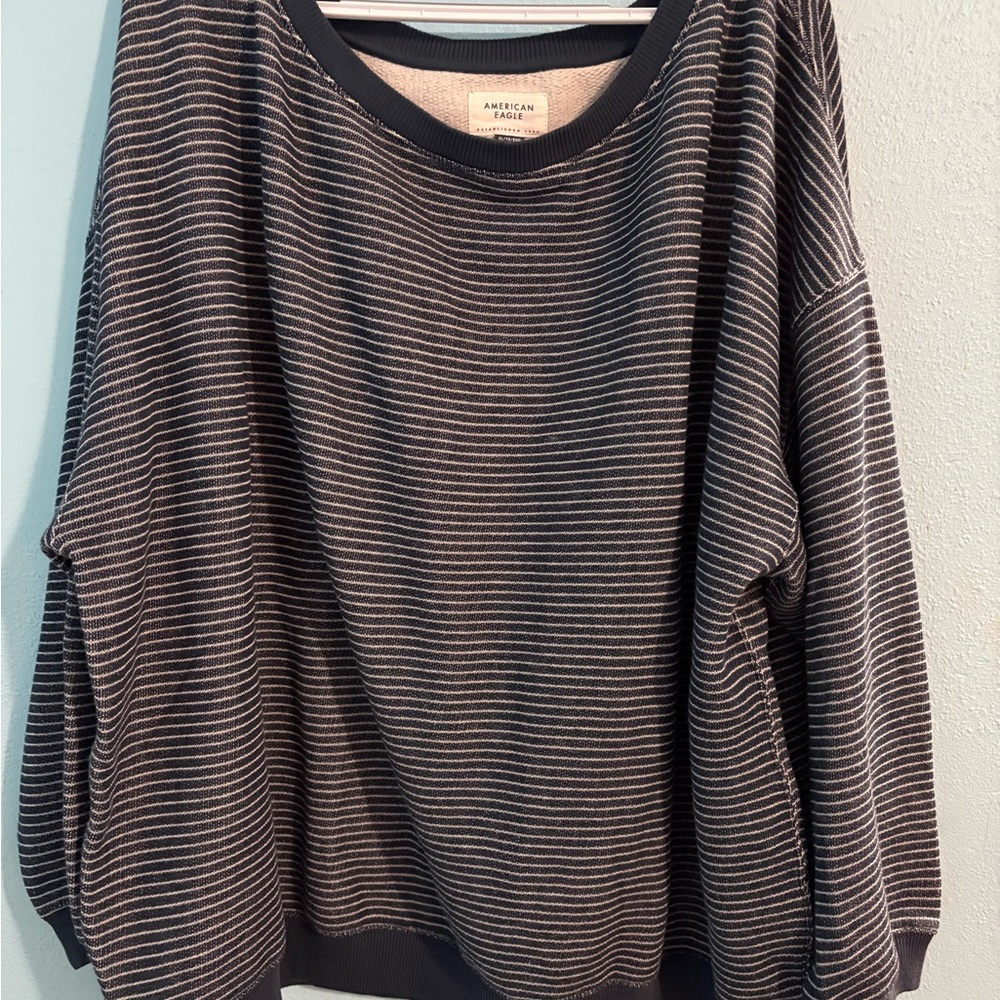 NWT American Eagle Outfitters Navy and White Striped Off Shoulder Sweatshirt XL